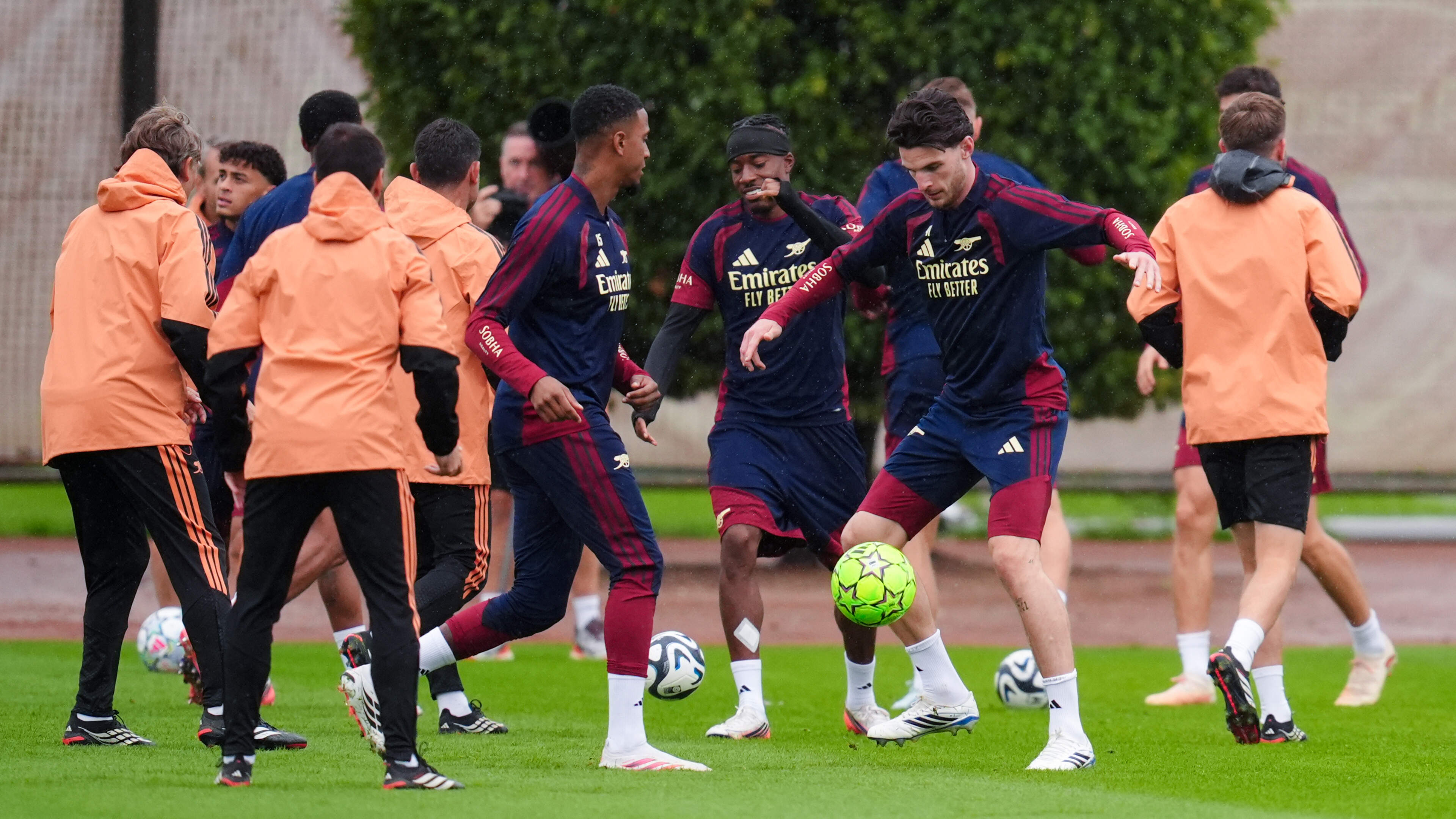 Arsenal’s Champions League opener against Napoli disrupted by travel chaos